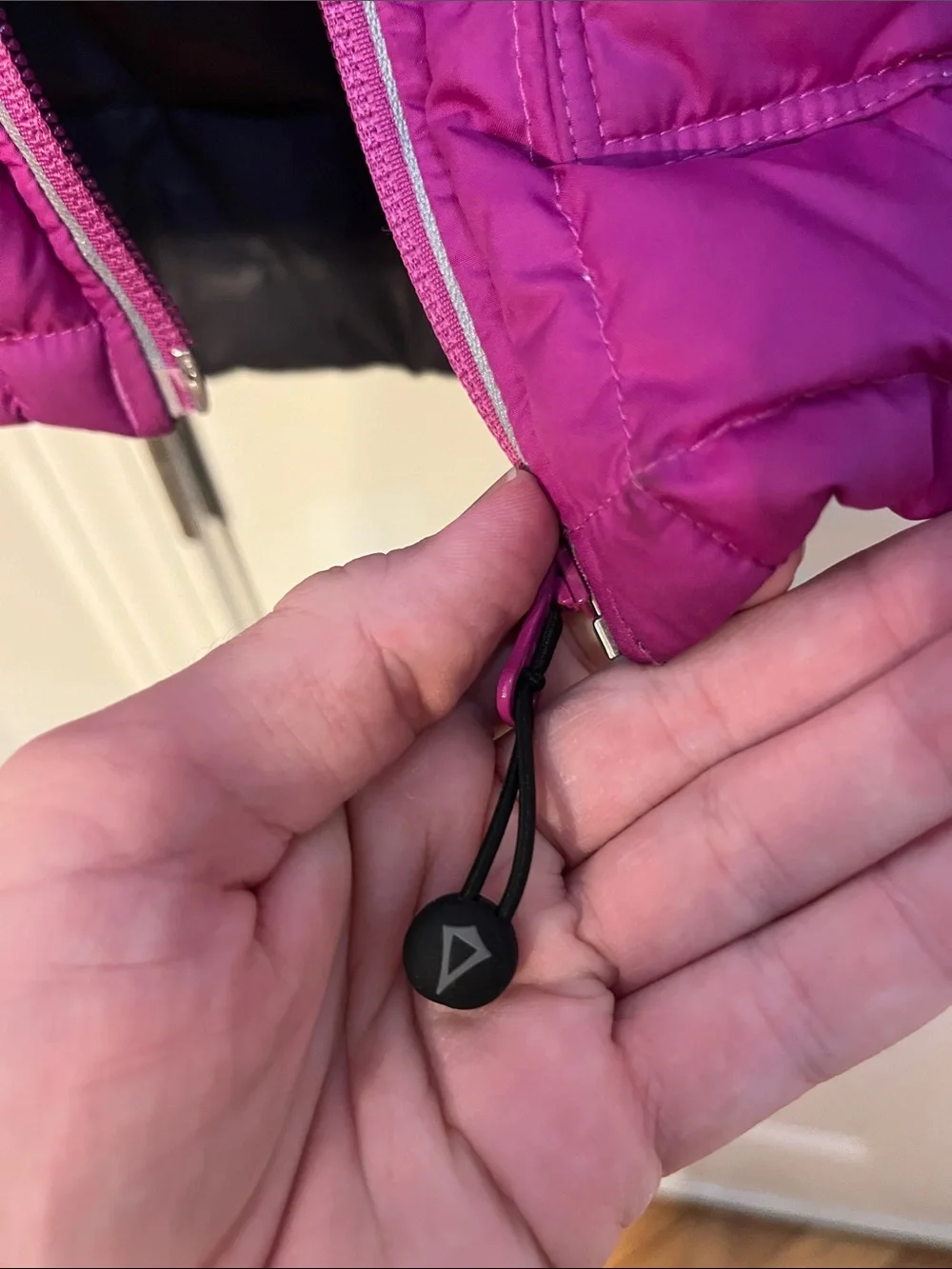 Ivivva Girls' reversible Reflective detail Goose Down Hooded Quilted Vest